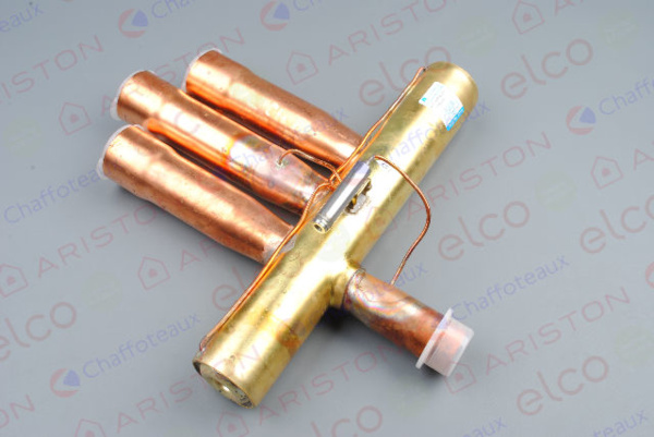 Vanne 4 voies v12-4220t0 3x1"3/8+1"1/8 Ariston 12080120
